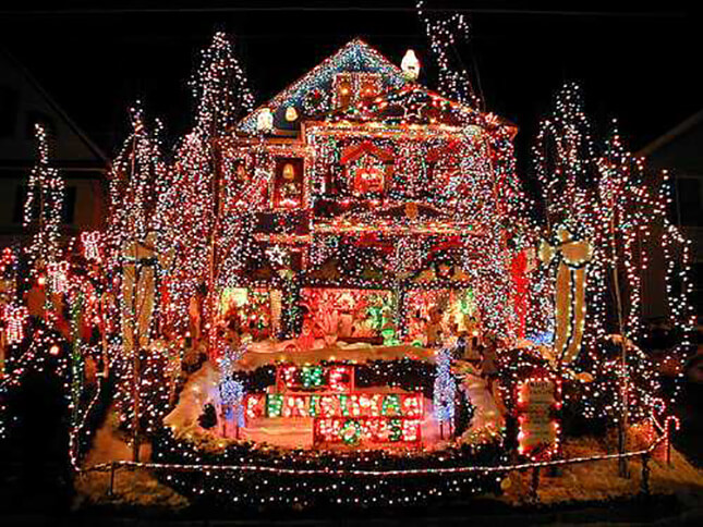 The History of Christmas Lights on Houses